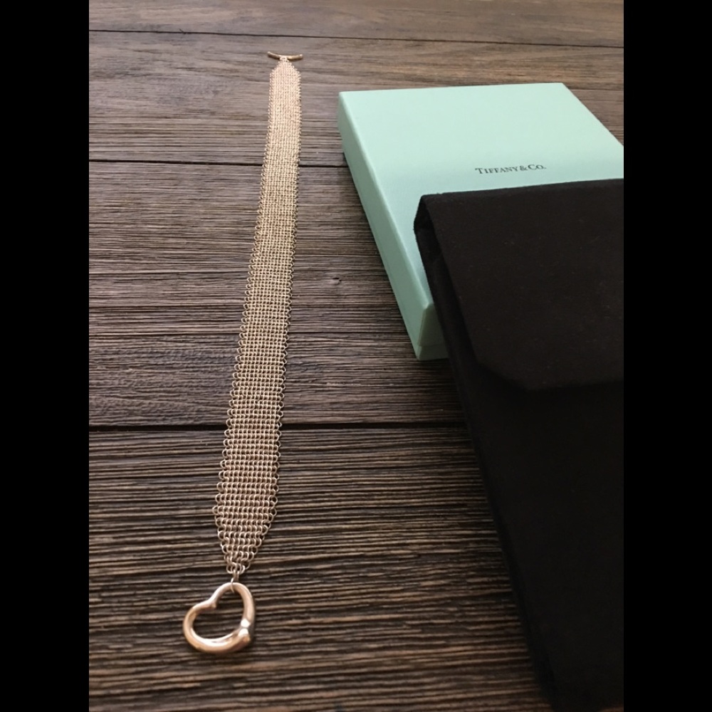 Open heart mesh necklace. Authentic.